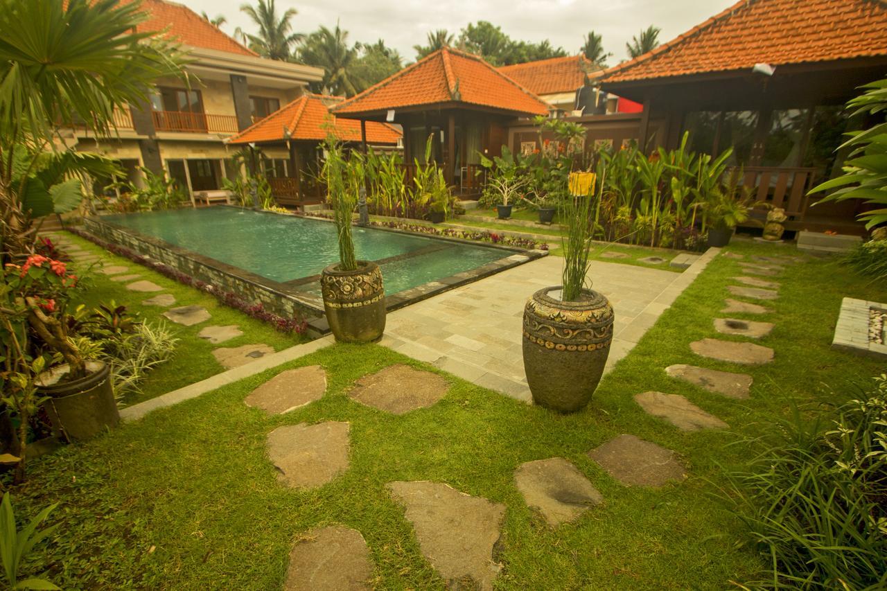 Ratna Villa 4 Ubud  Exterior photo