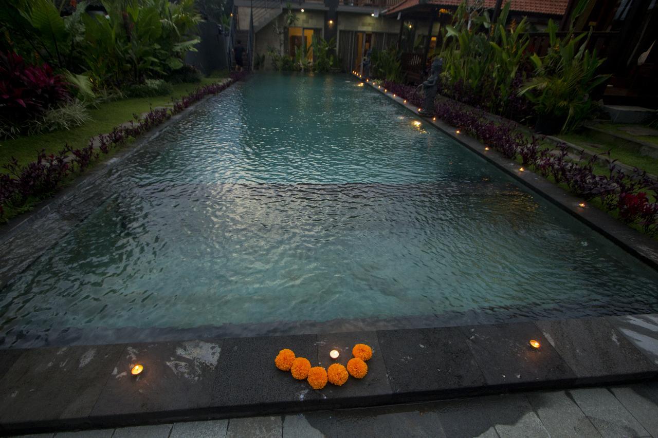 Ratna Villa 4 Ubud  Exterior photo