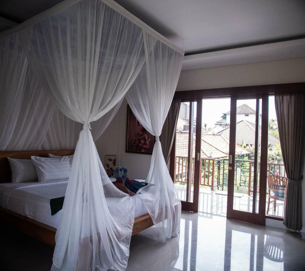 Ratna Villa 4 Ubud  Exterior photo